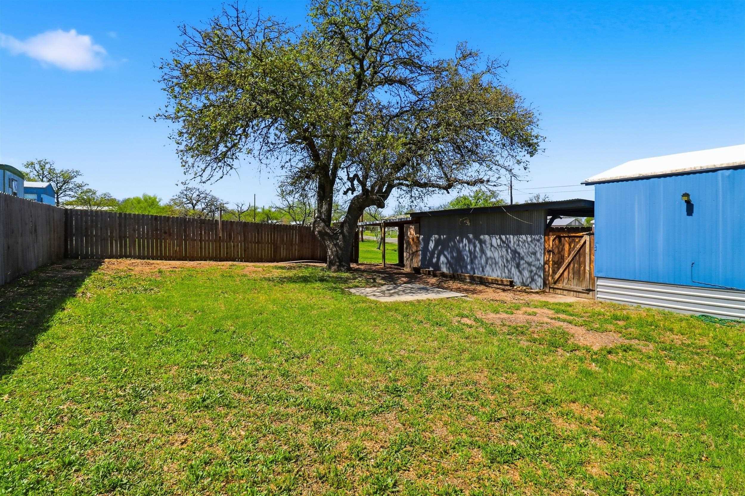801 Anson Street Kingsland TX 78639