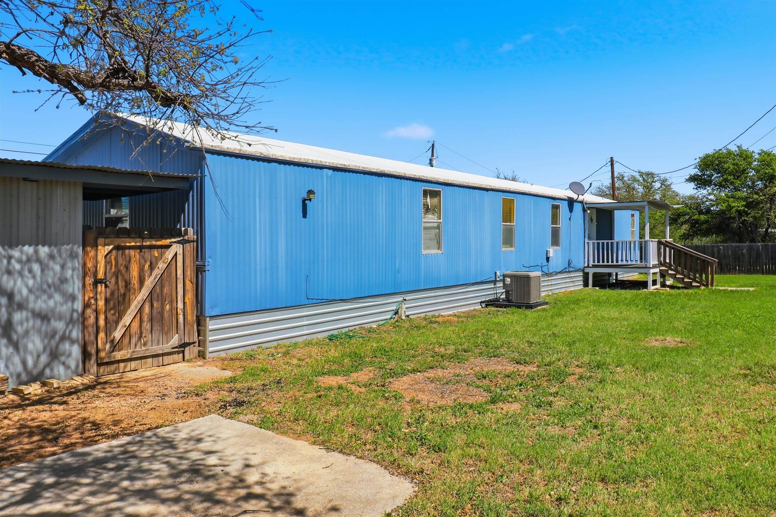 801 Anson Street Kingsland TX 78639