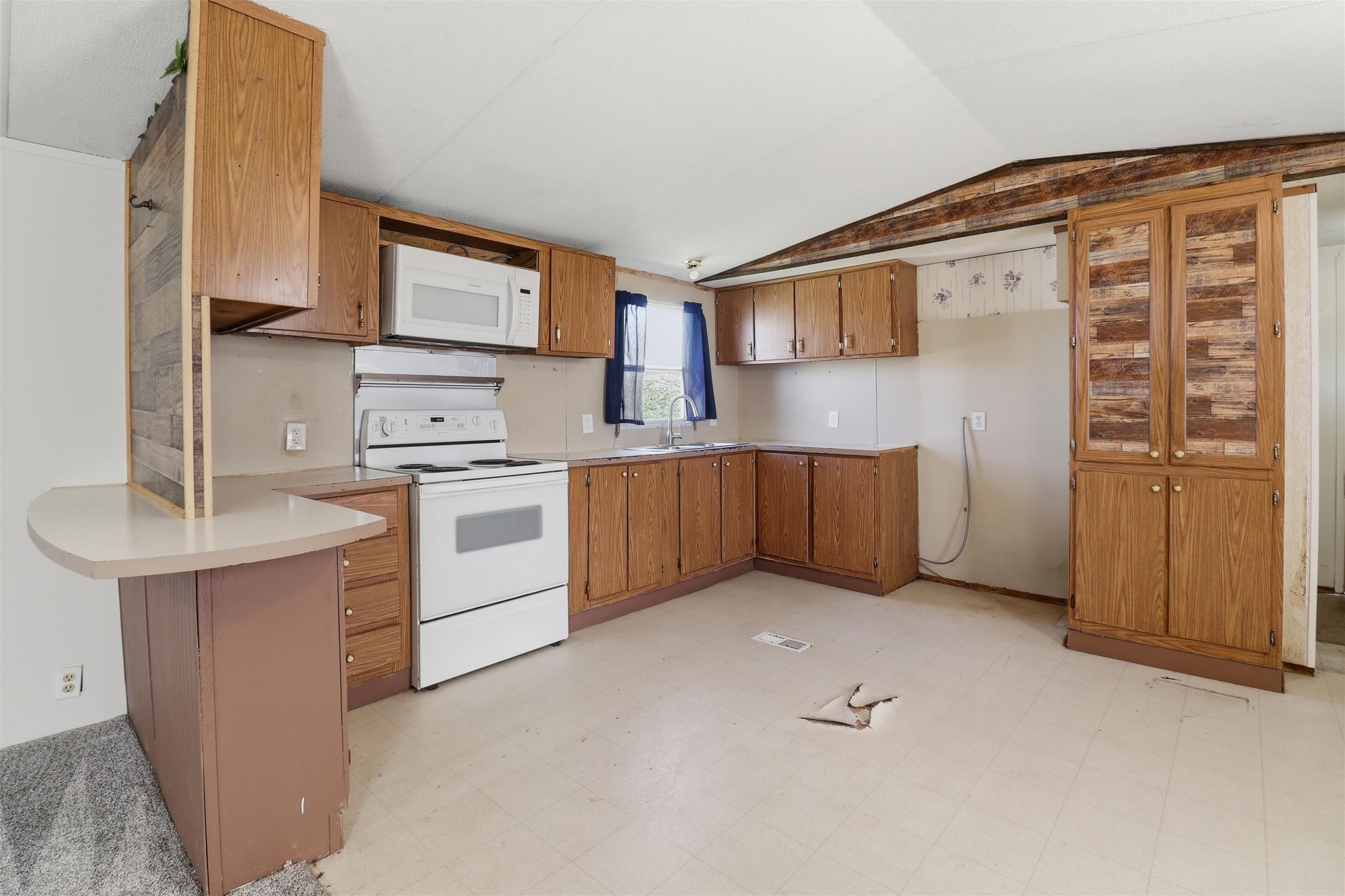 801 Anson Street Kingsland TX 78639