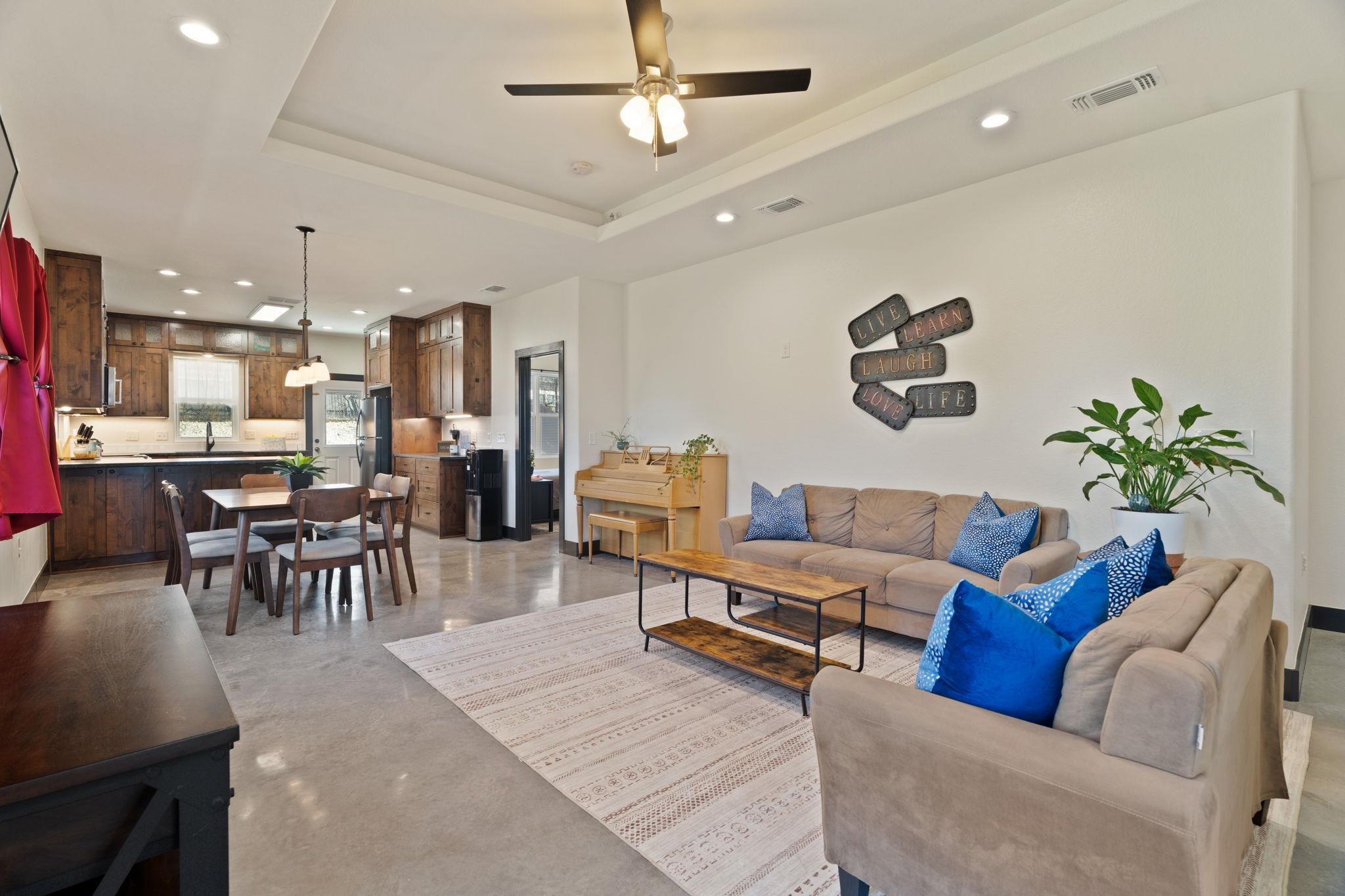 1111 A Cedar Drive Marble Falls TX 78654
