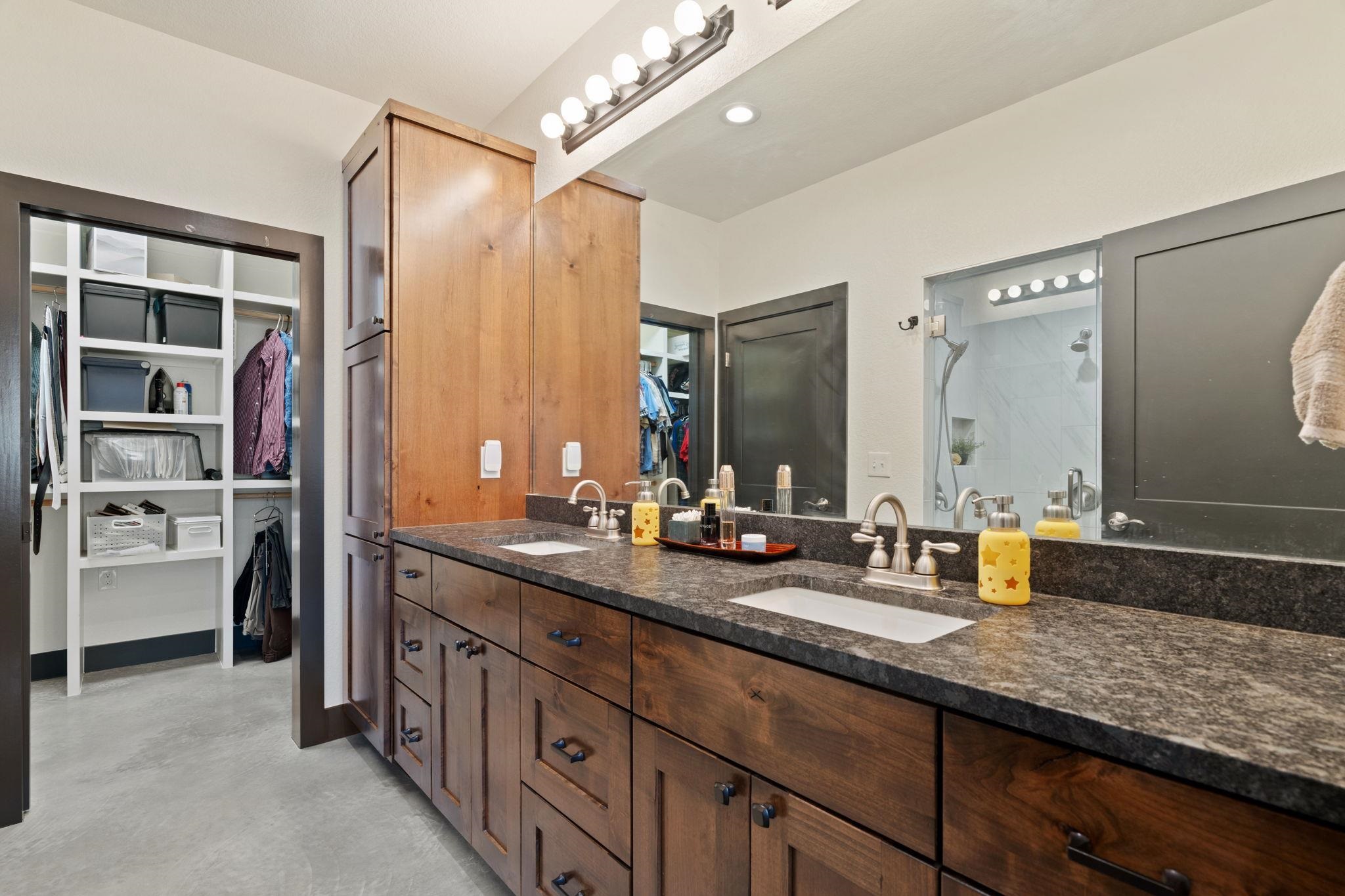 1111 A Cedar Drive Marble Falls TX 78654
