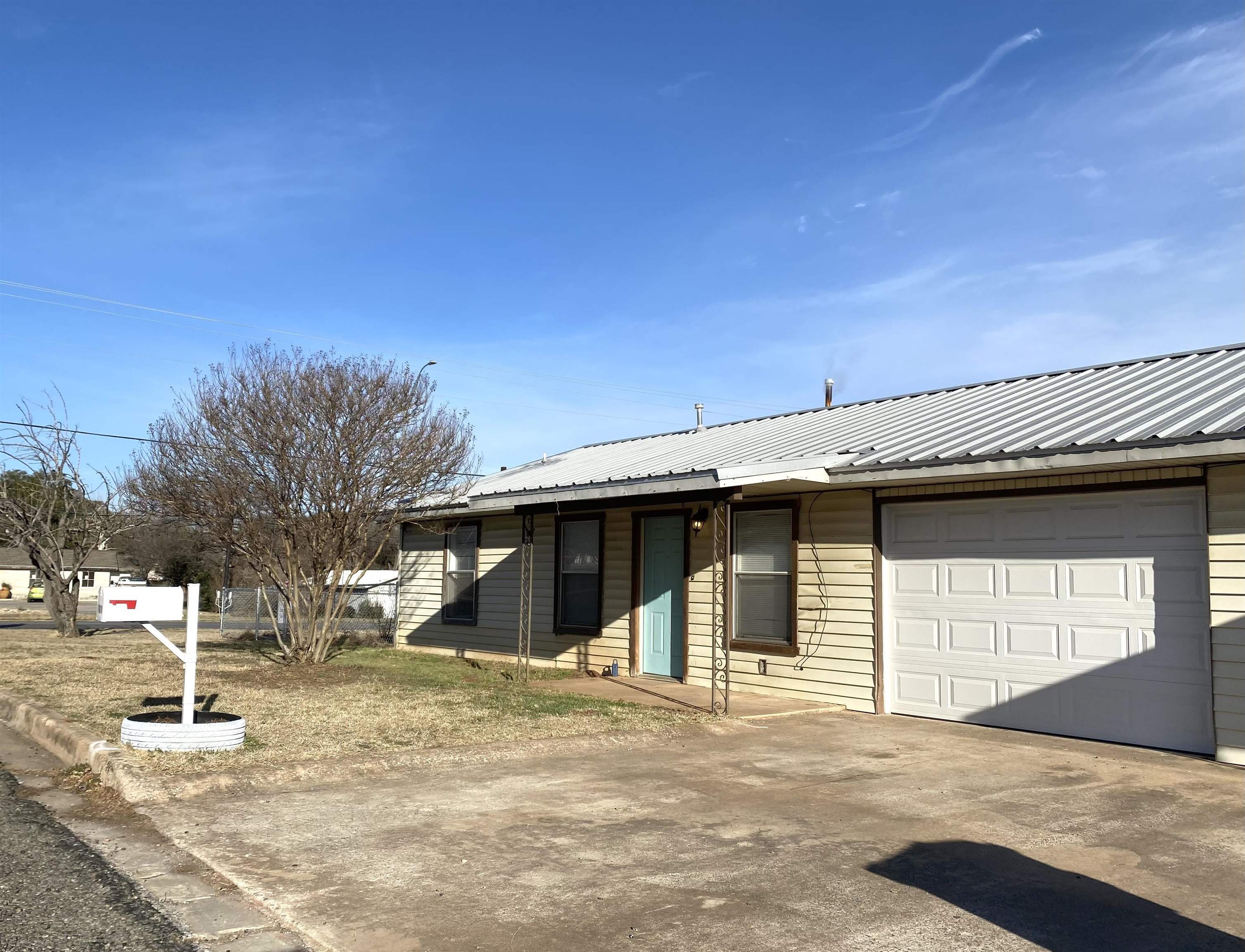 101 E Granite Street Llano TX 78643
