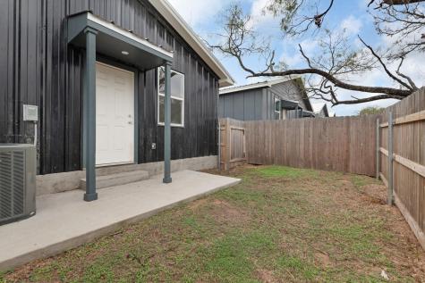 872 Waco Kingsland TX 78639