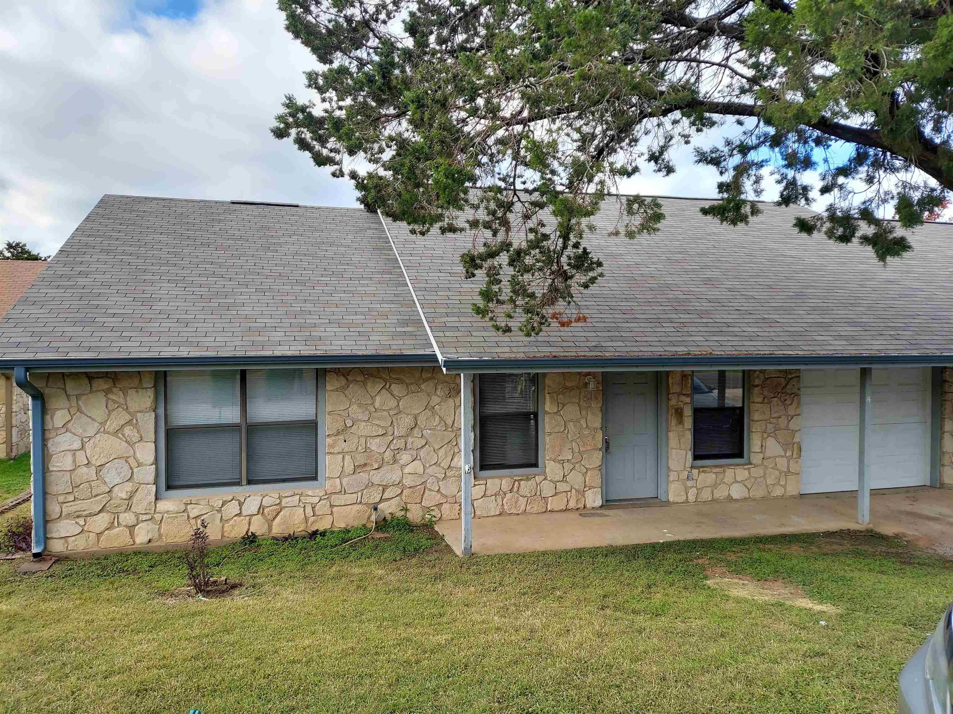 1000A Loma Lane Marble Falls TX 78654