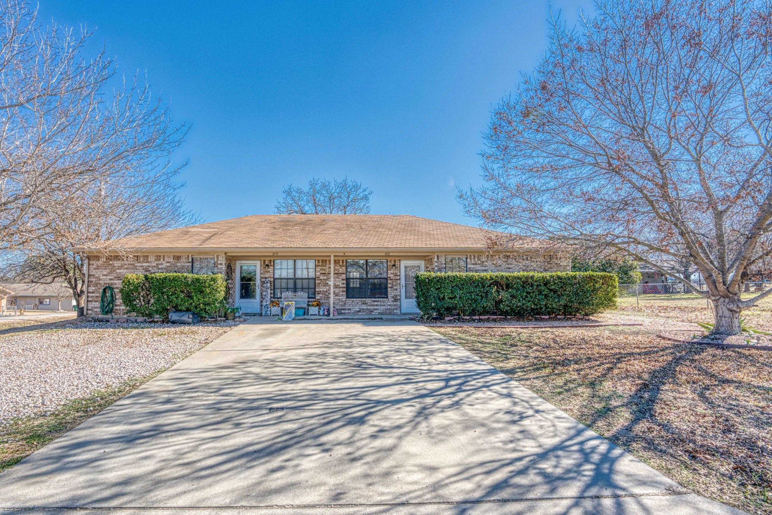 402 Cottonwood Drive Kingsland TX 78639