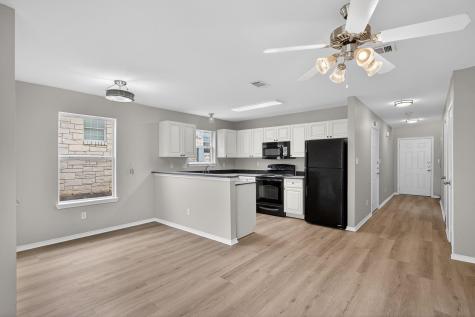 1502 N Claremont Circle Marble Falls TX 78654