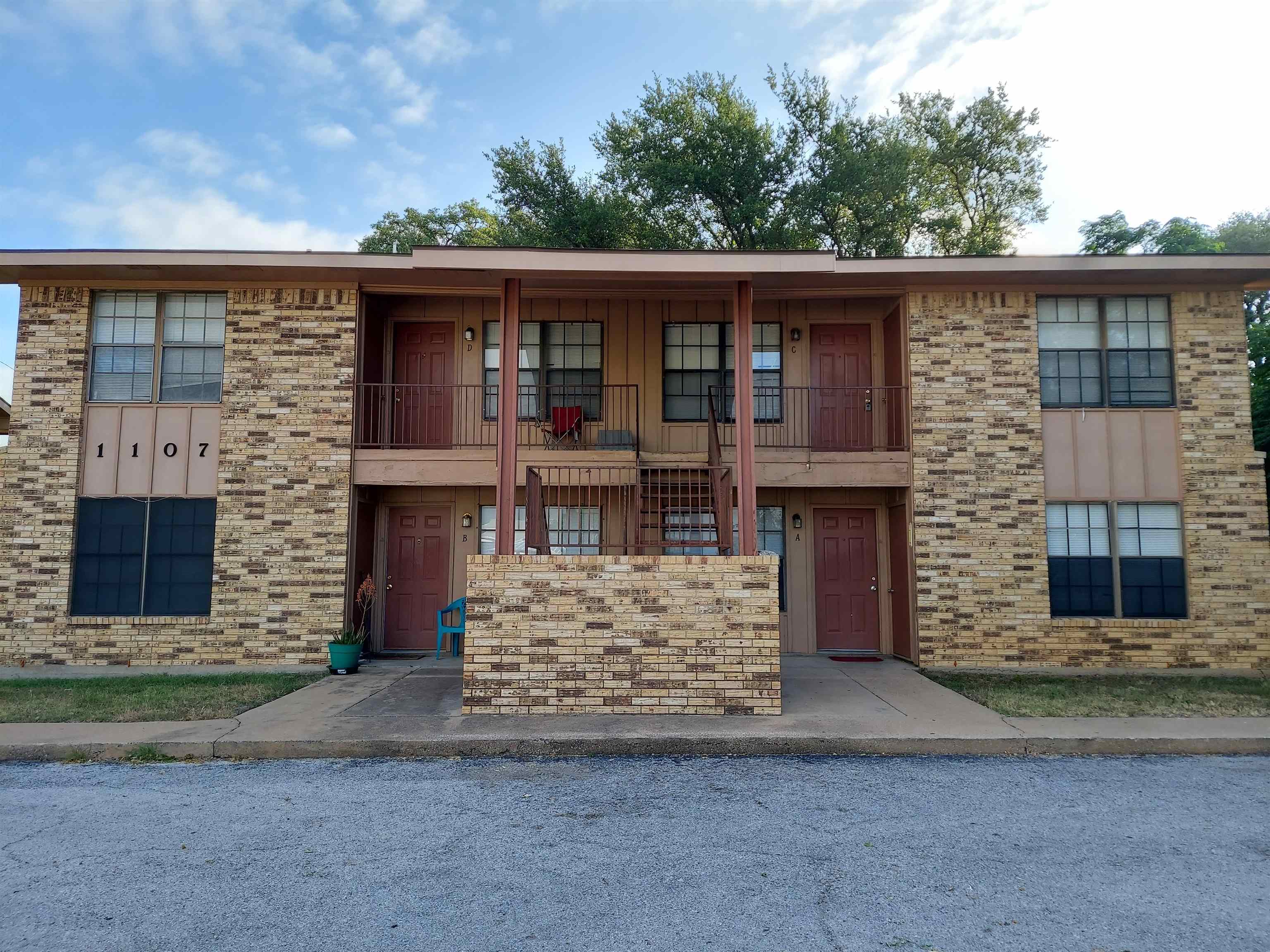 1107 Broadway Marble Falls TX 78654