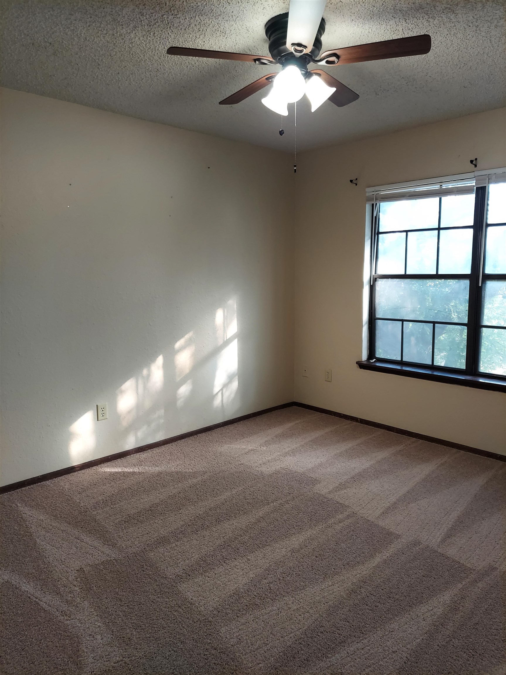 1107 Broadway Marble Falls TX 78654