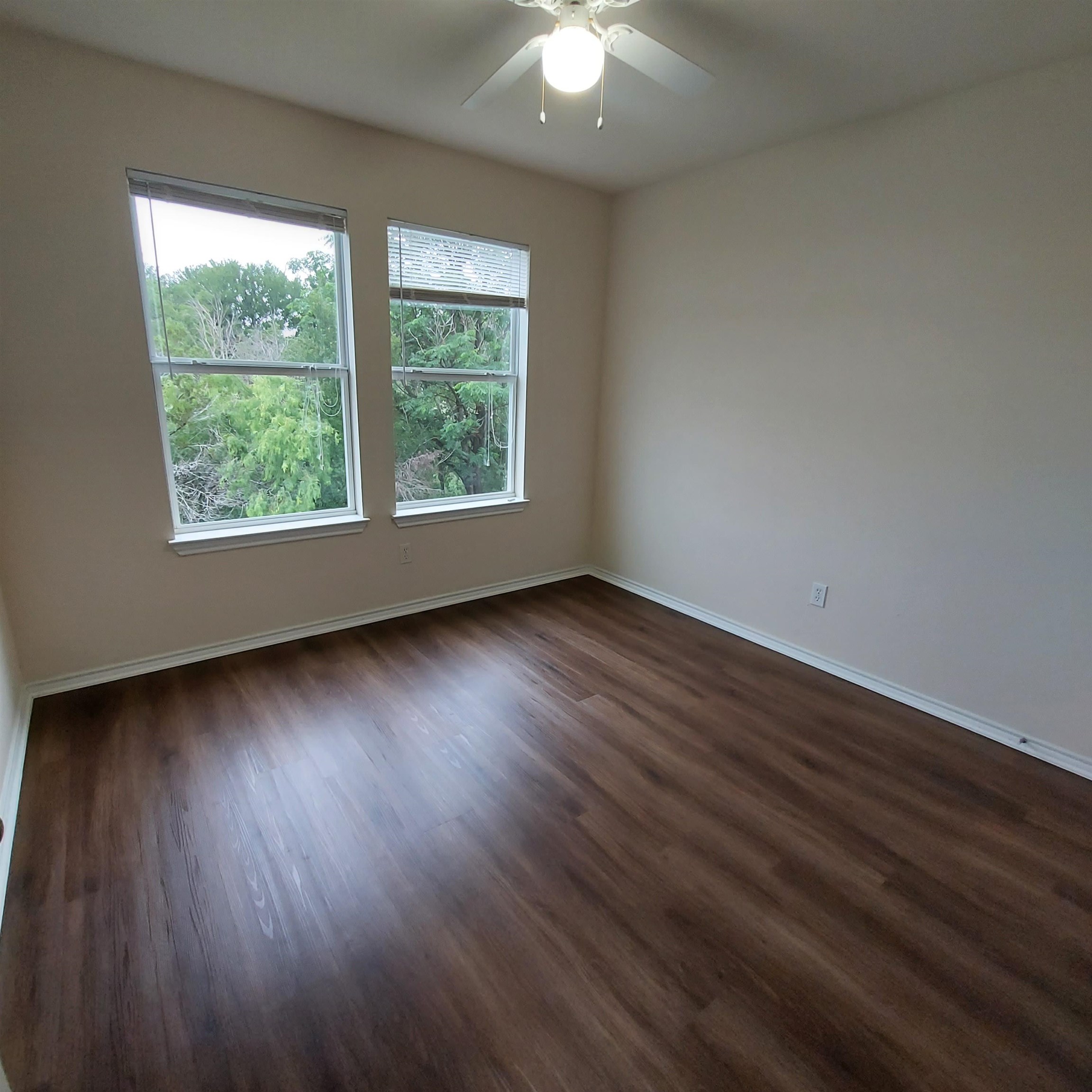 1600 B Claremont Circle Marble Falls TX 78654