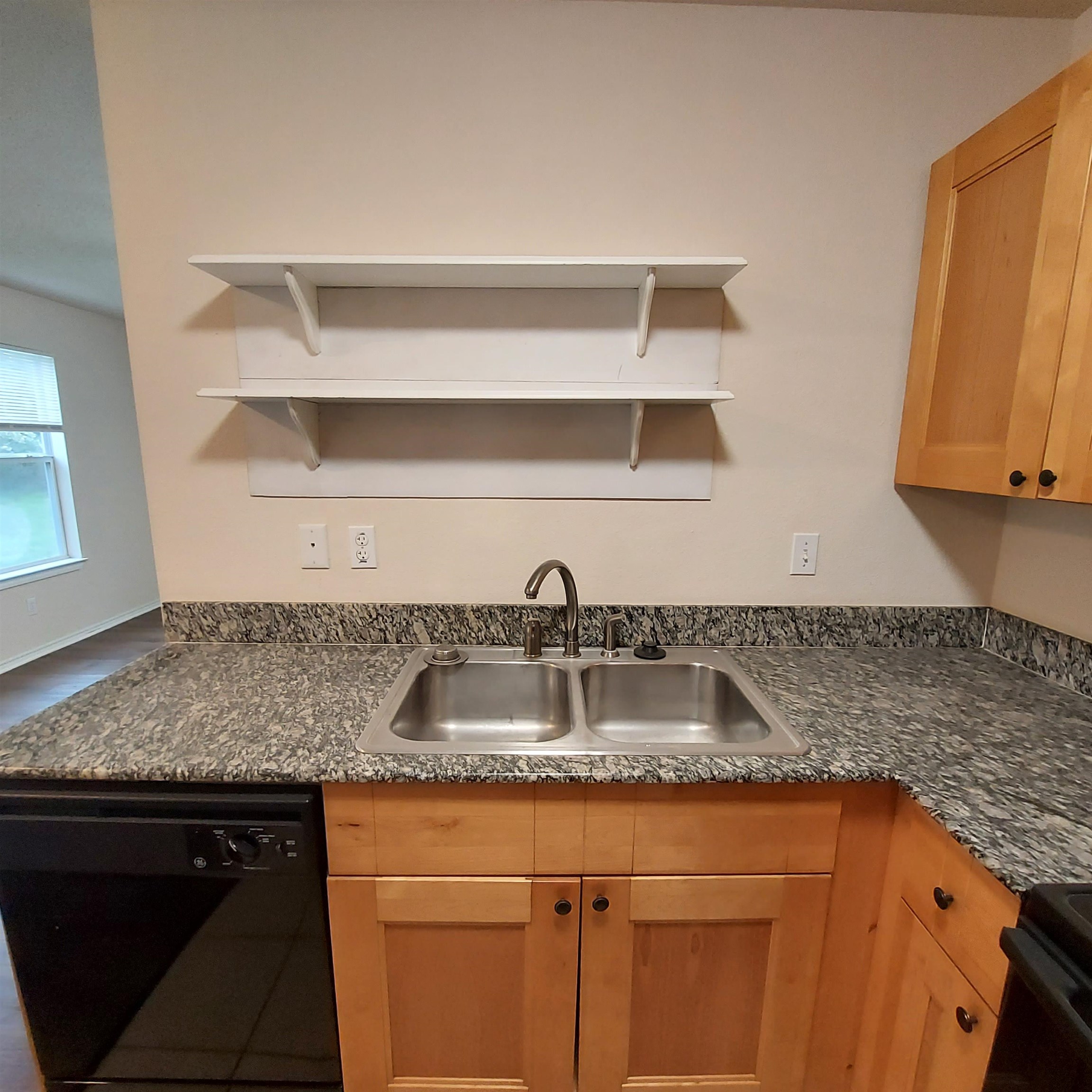 1600 B Claremont Circle Marble Falls TX 78654