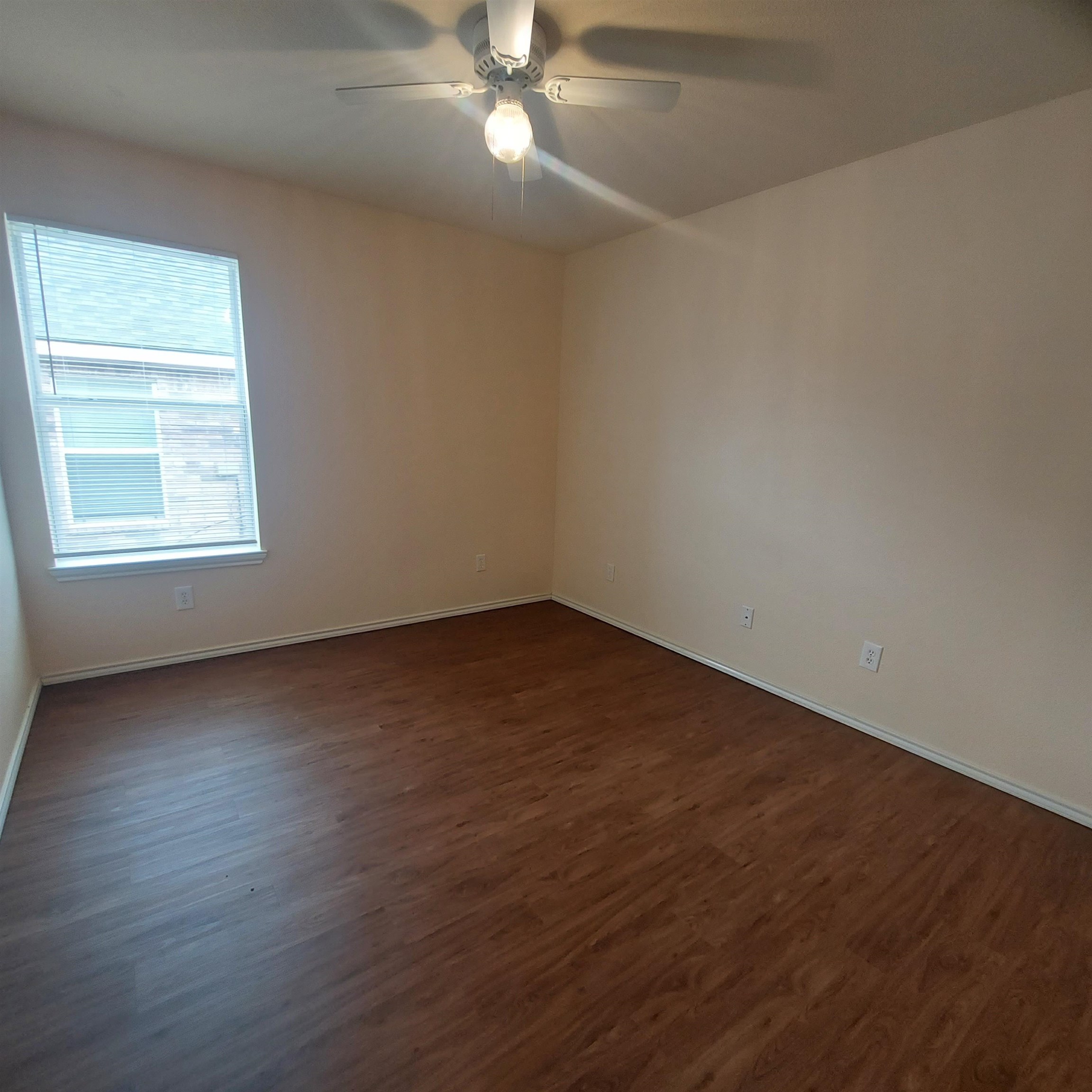 1509 B Claremont Marble Falls TX 78654