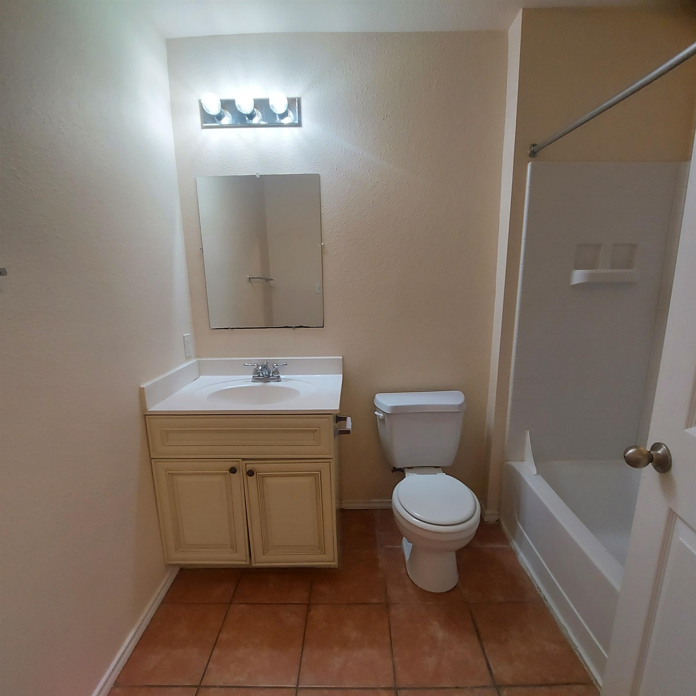 1509 B Claremont Marble Falls TX 78654