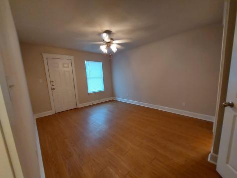 706 B Claremont Marble Falls TX 78654