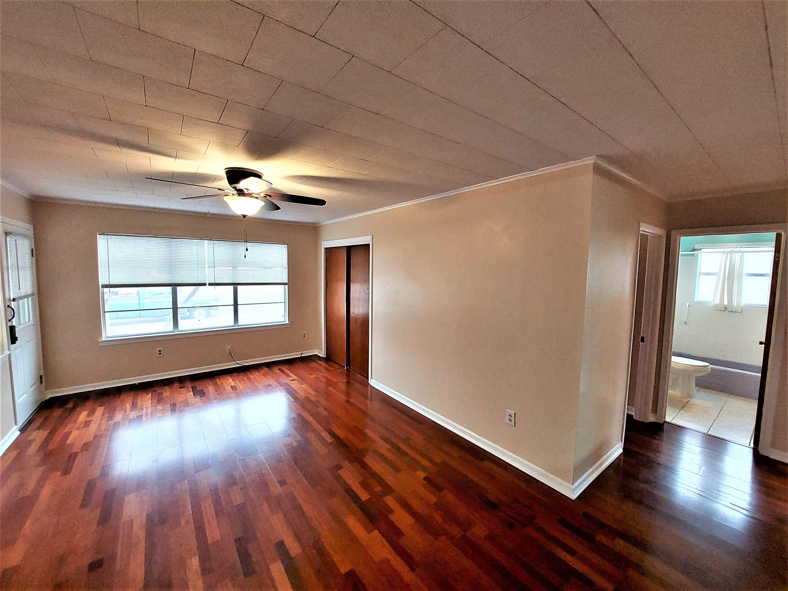 901 Wright Street Llano TX 78643