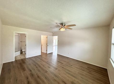 302 Dogie #B Drive Horseshoe Bay TX 78657