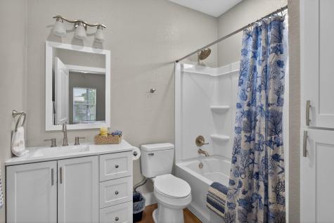 337 E Castlewood Granite Shoals TX 78654