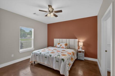 337 E Castlewood Granite Shoals TX 78654