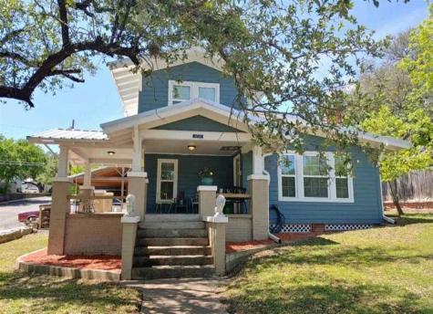 408 S Race Street Lampasas TX 76550