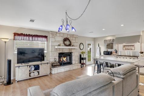 1122 Hill Circle East Drive Granite Shoals TX 78654