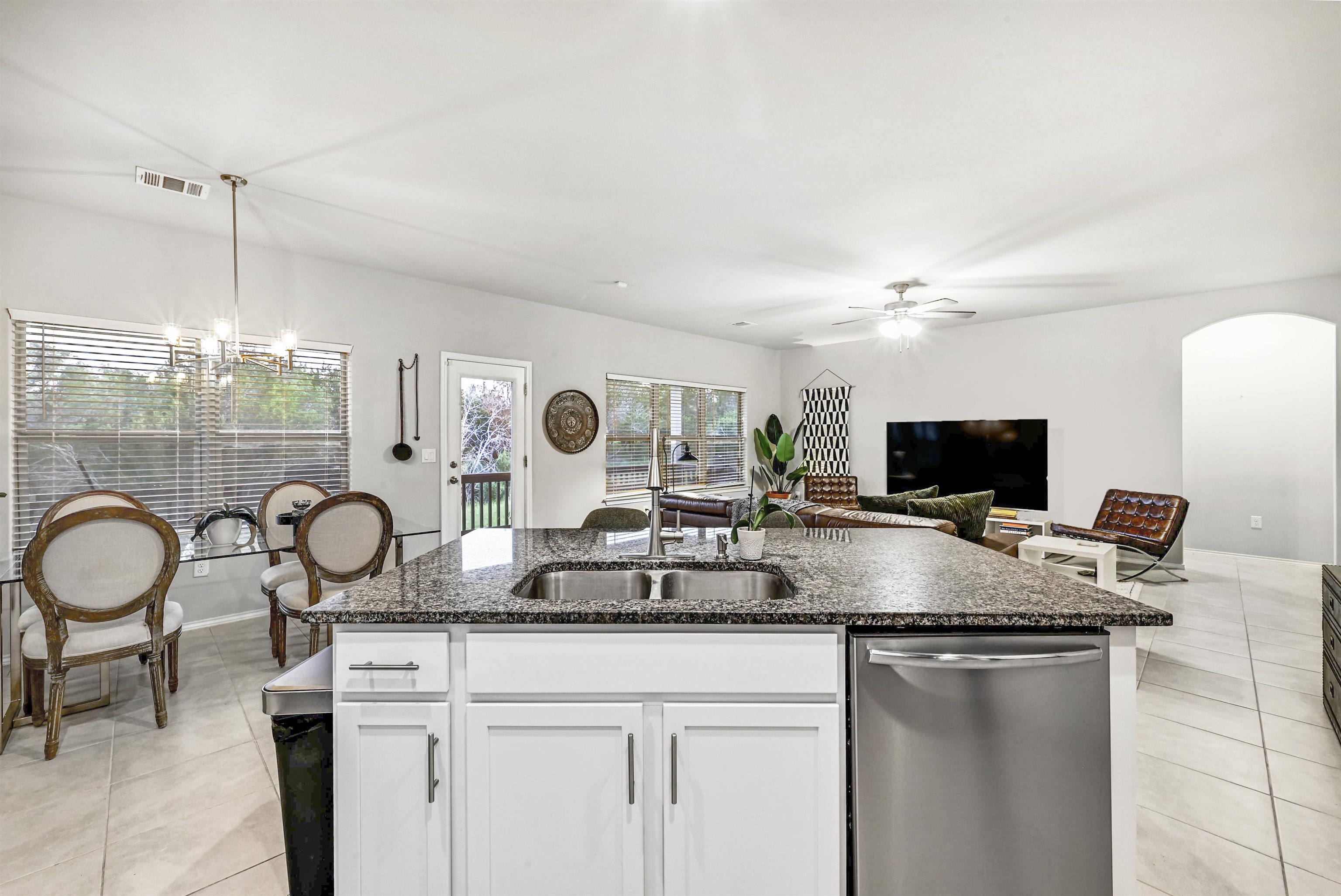 1302 Ponderosa Bend Horseshoe Bay TX 78657
