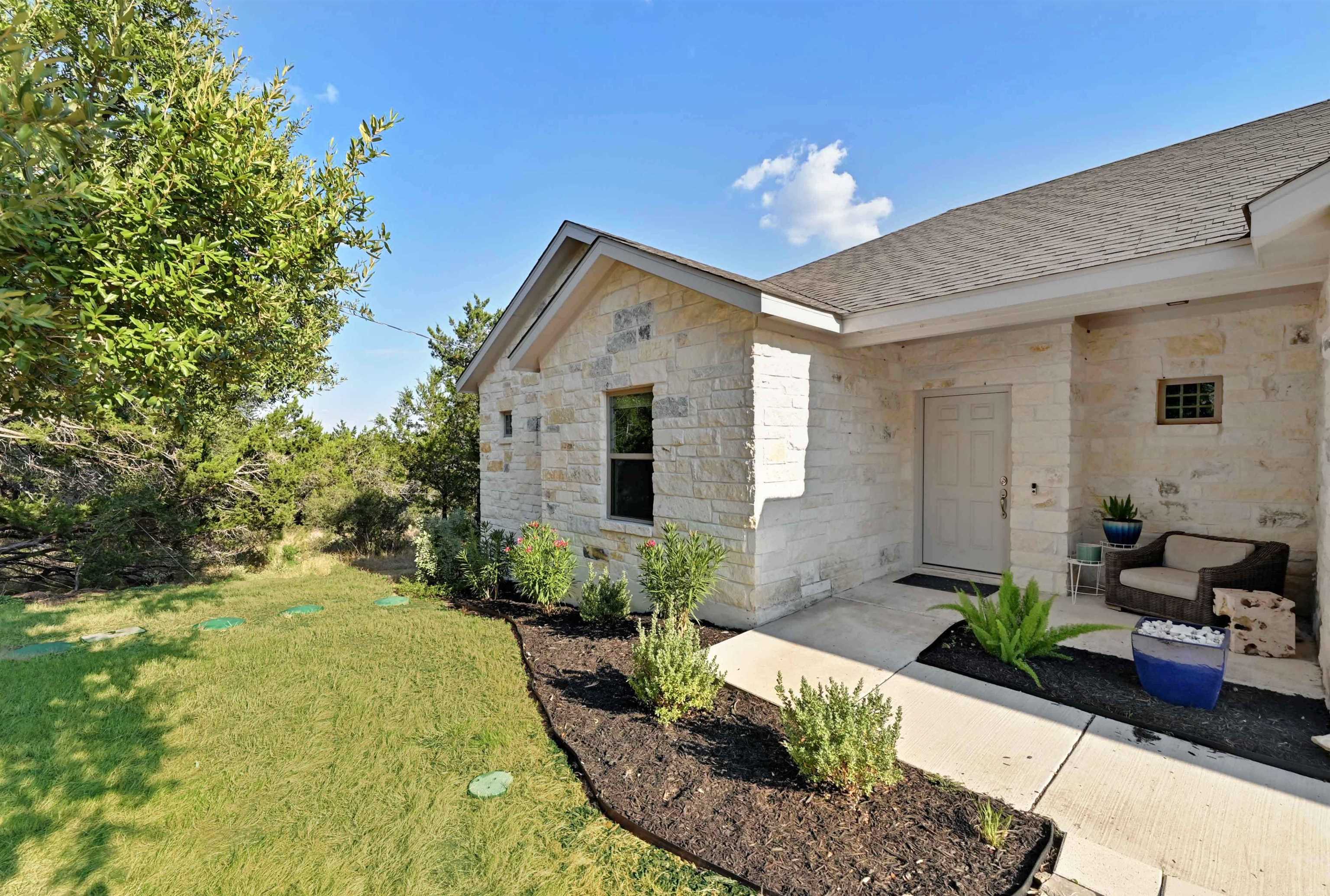 1302 Ponderosa Bend Horseshoe Bay TX 78657