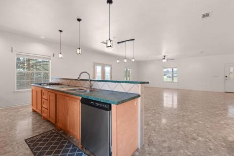 2207 Boxwood Circle Kingsland TX 78639