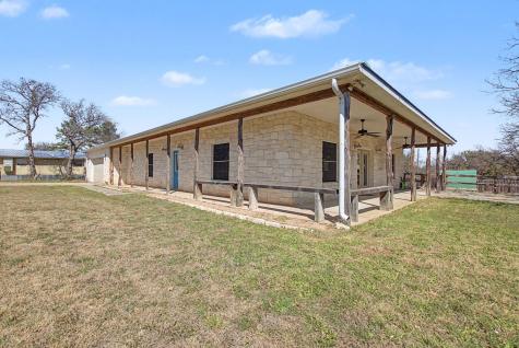 2207 Boxwood Circle Kingsland TX 78639