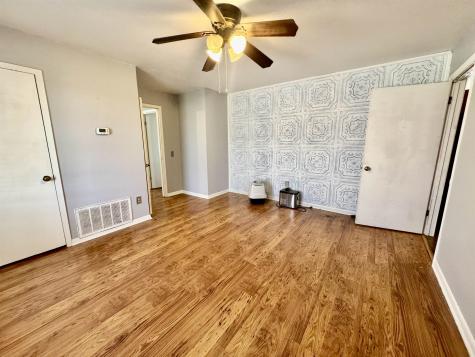 807 N West Burnet TX 78611