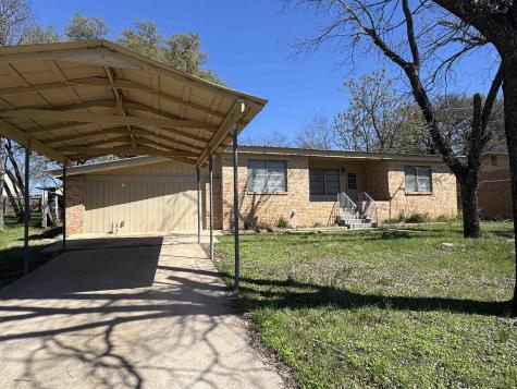 807 N West Burnet TX 78611