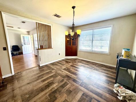 807 N West Burnet TX 78611