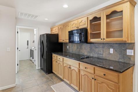 324 Meadowlakes Drive Meadowlakes TX 78654