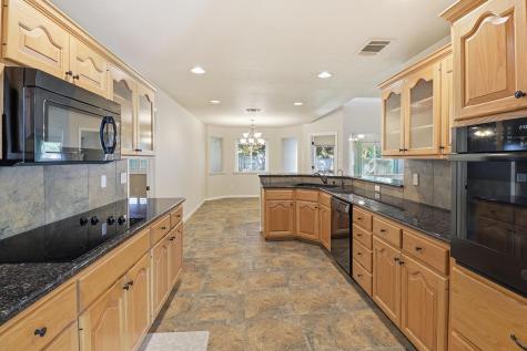 324 Meadowlakes Drive Meadowlakes TX 78654