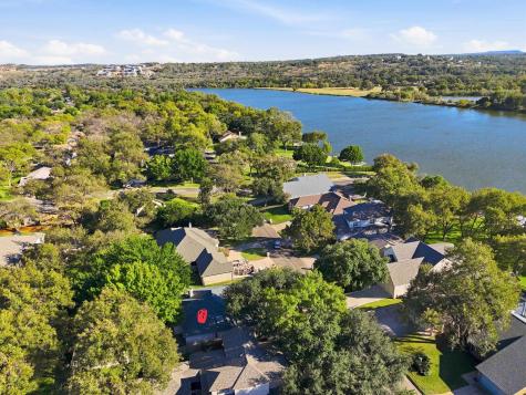 324 Meadowlakes Drive Meadowlakes TX 78654