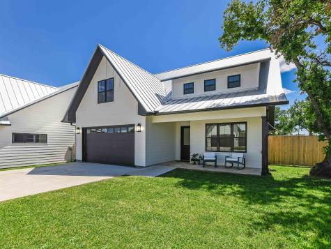 2403 Cherry Lane Kingsland TX 78639