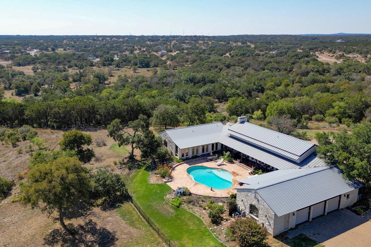 1414 Mountain Dew Horseshoe Bay TX 78657