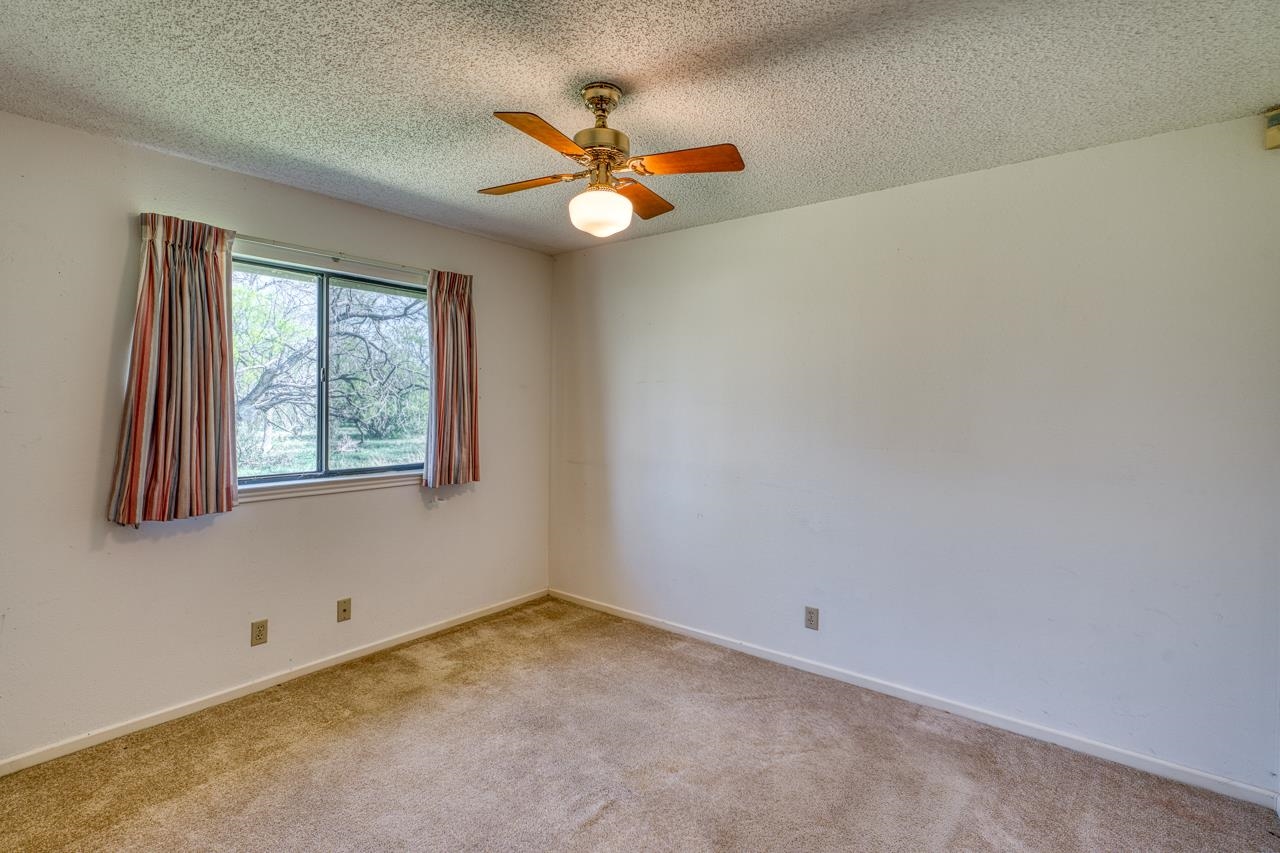 100 Colt Horseshoe Bay TX 78657