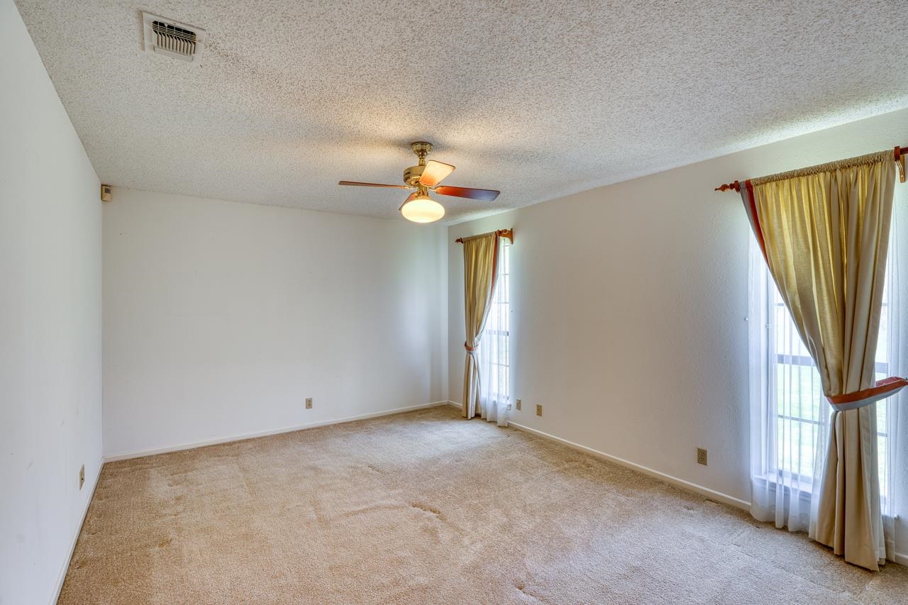 100 Colt Horseshoe Bay TX 78657