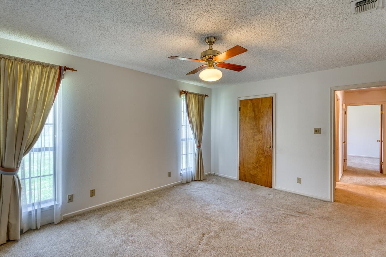 100 Colt Horseshoe Bay TX 78657