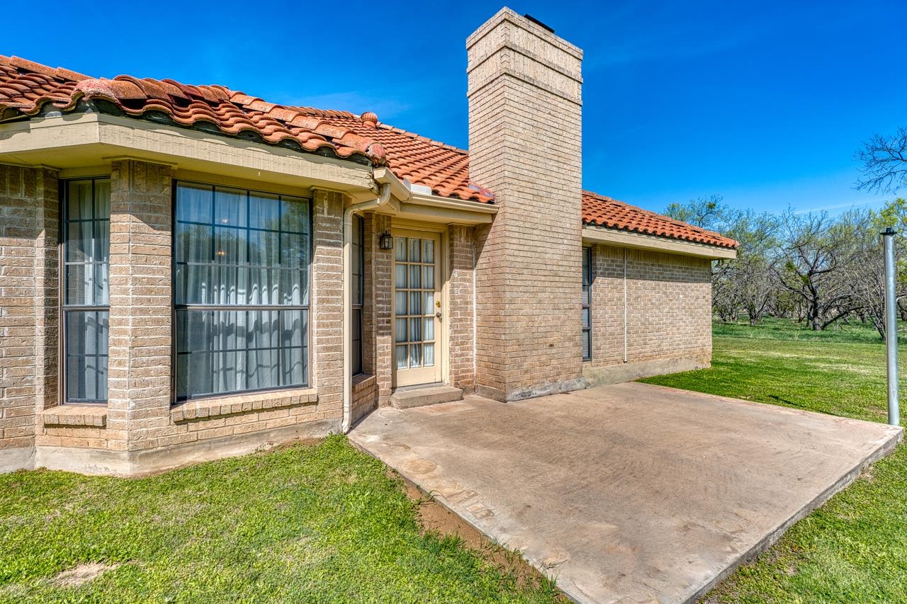 100 Colt Horseshoe Bay TX 78657