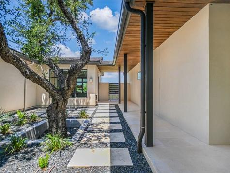 146 Coral Berry Horseshoe Bay TX 78657