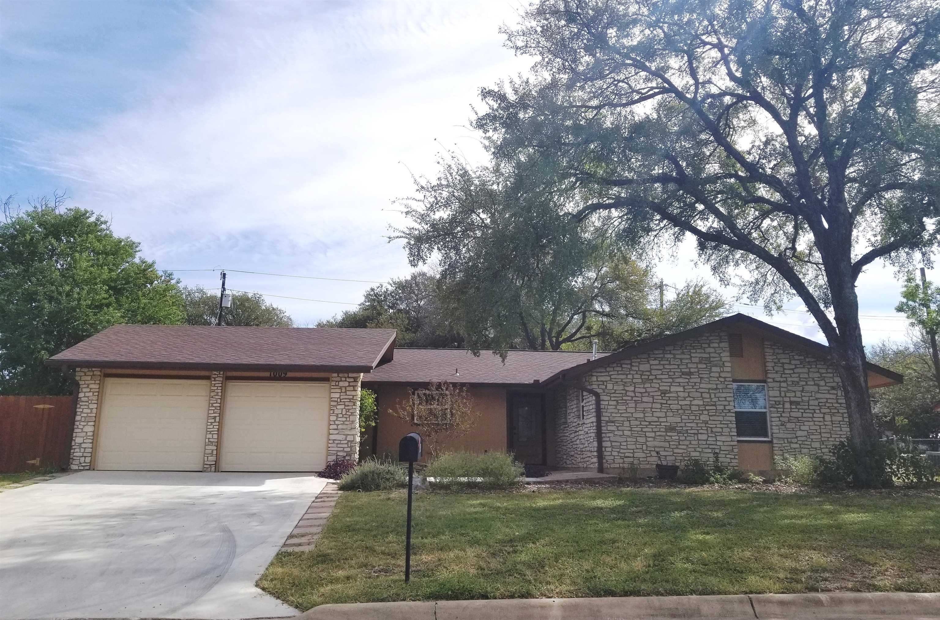 1009 Elm Lane Marble Falls TX 78654