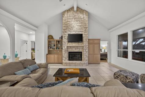 909 Red Sails Drive Horseshoe Bay TX 78657