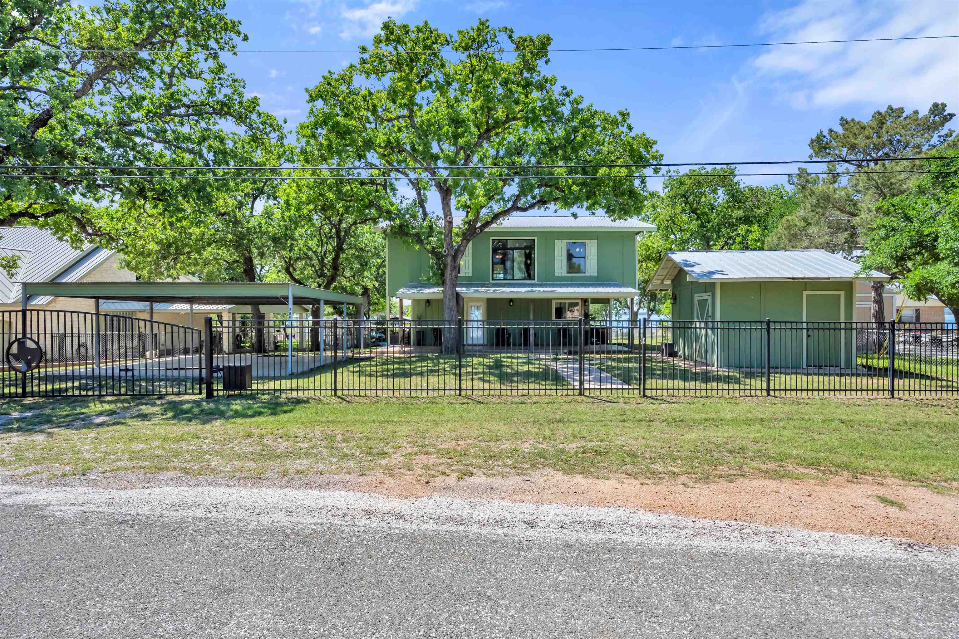 206 S Chaparral Burnet TX 78611