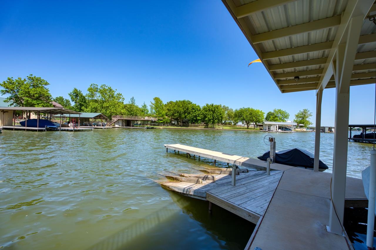 213 Lakeview Sunrise Beach TX 78643