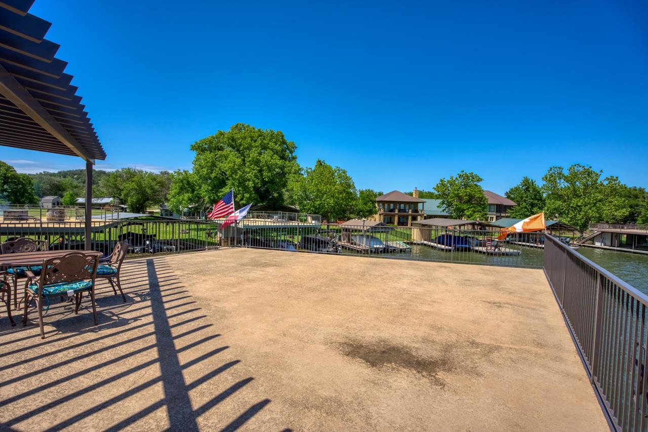 213 Lakeview Sunrise Beach TX 78643