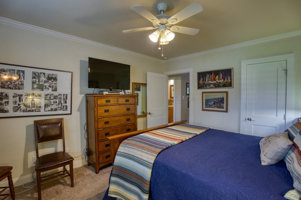 213 Lakeview Sunrise Beach TX 78643