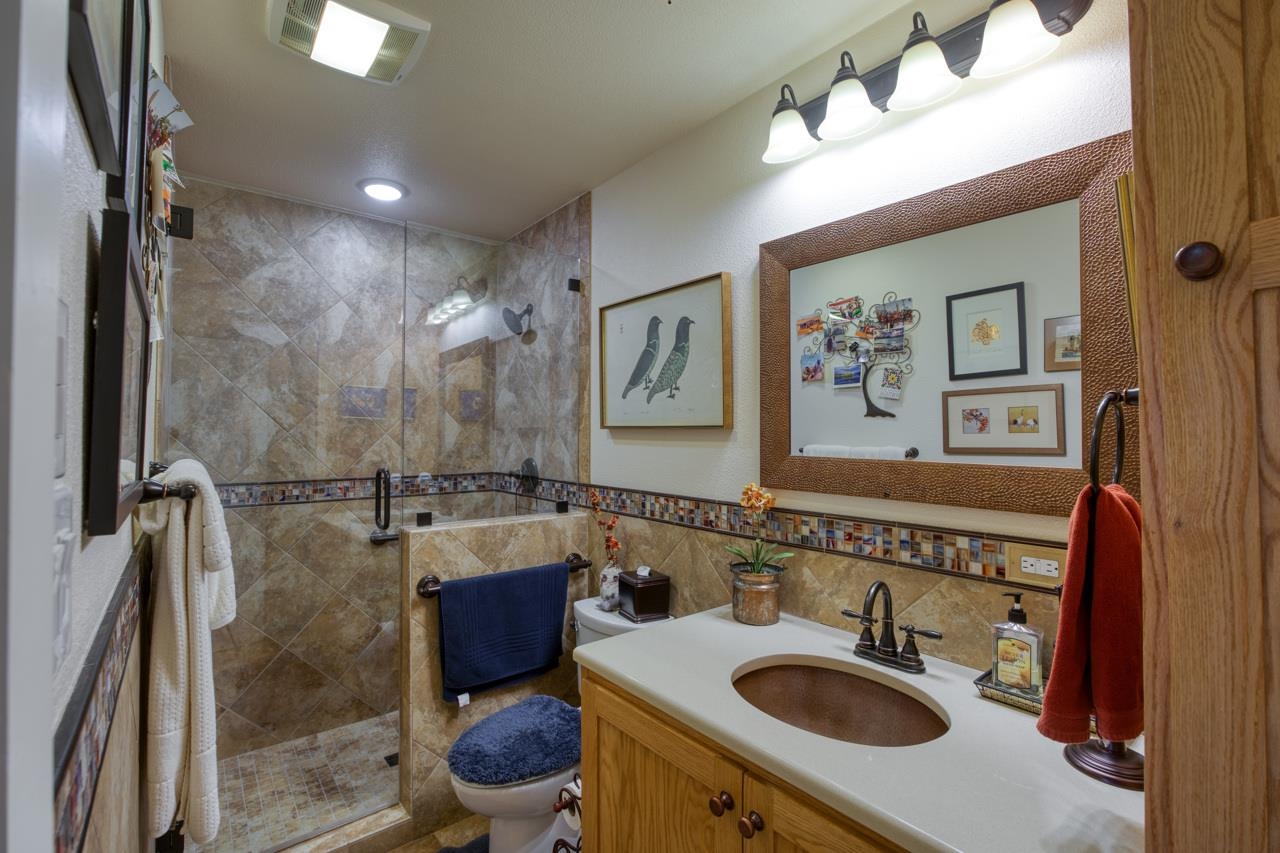 213 Lakeview Sunrise Beach TX 78643