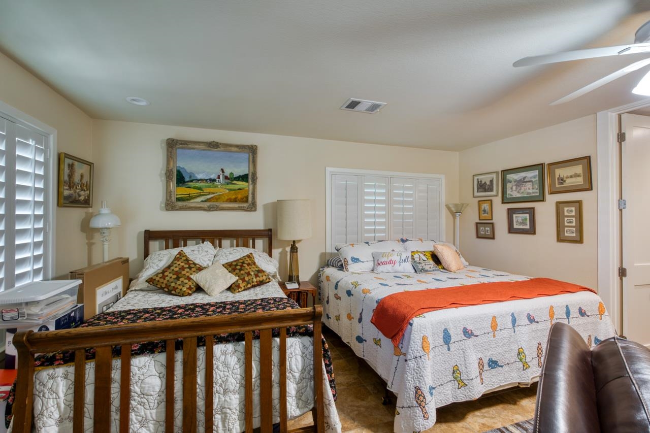 213 Lakeview Sunrise Beach TX 78643
