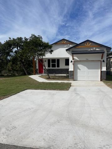 744 Pine Lane Cottonwood Shores TX 78657