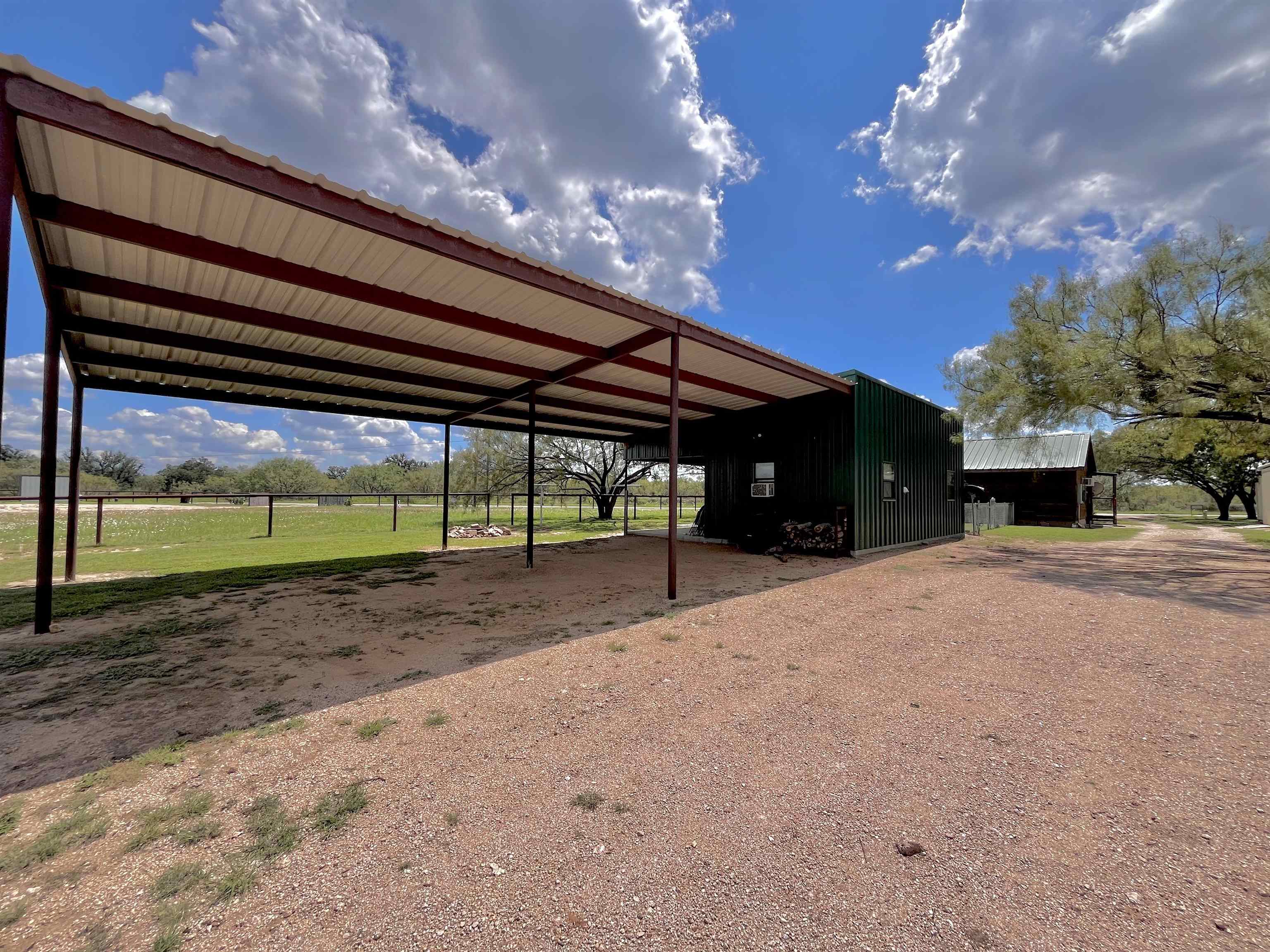 175 Elmer Llano TX 78643